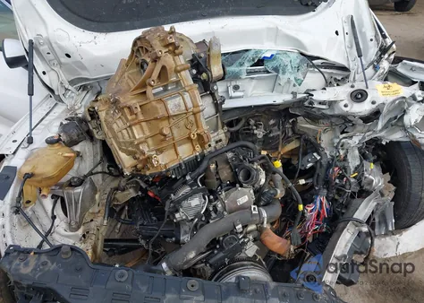 2022 Kia K5 Lx z USA, uszkodzony, nr VIN 5XXG24J25NG148277